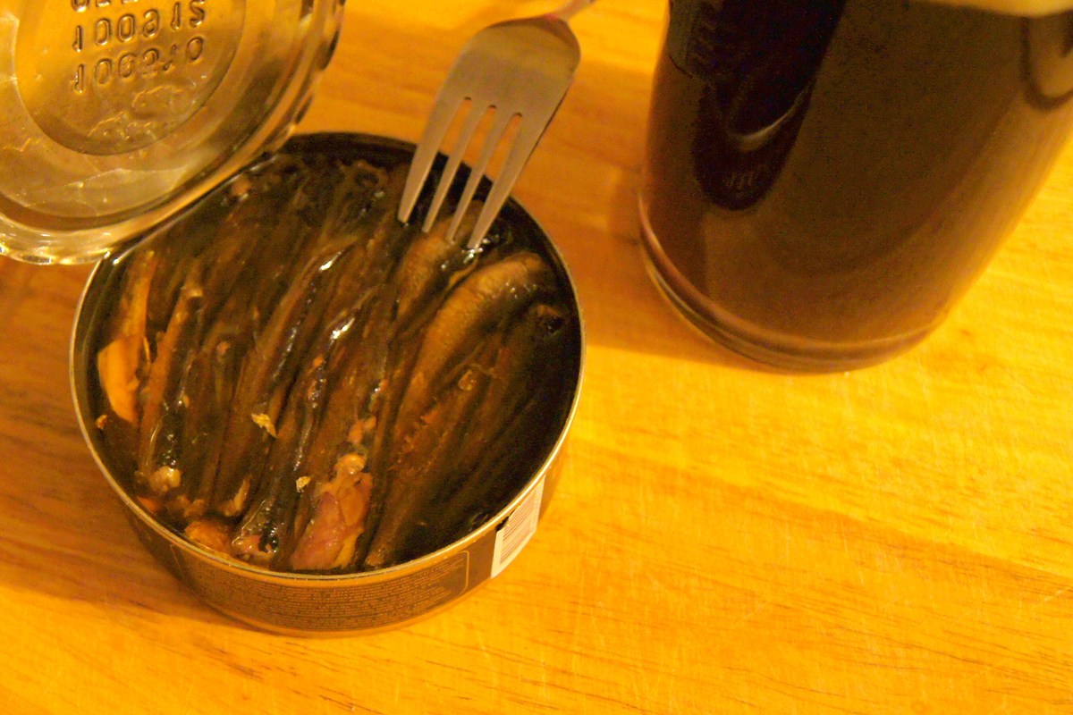  Пиво и шпроты, двойная дегустация.