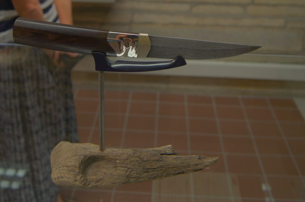  40 knives. Tõnu Arrak and friends.