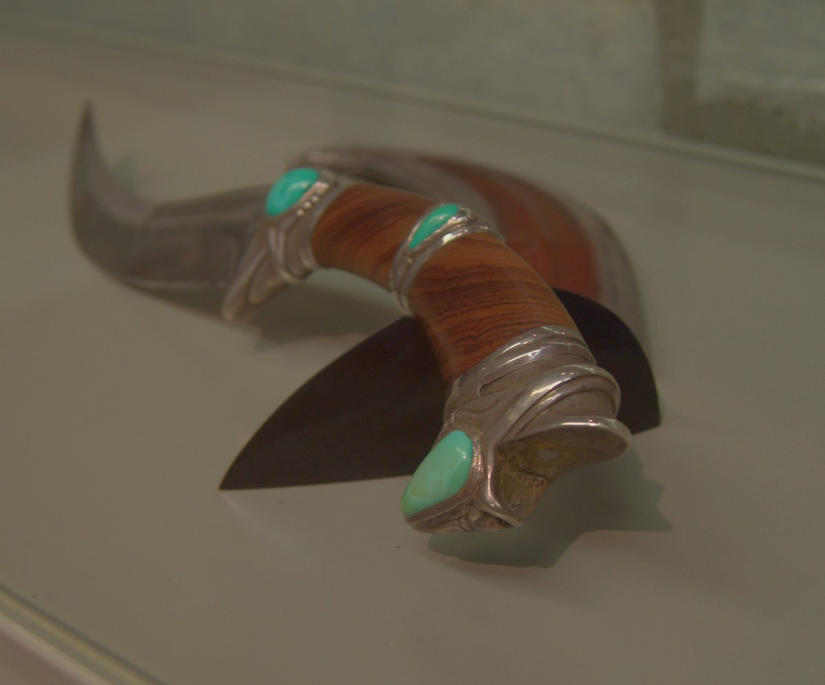  40 knives. Tõnu Arrak and friends.