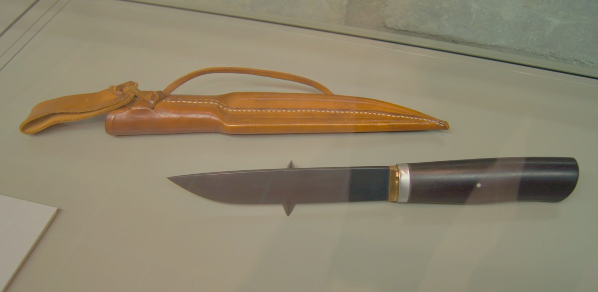  40 knives. Tõnu Arrak and friends.