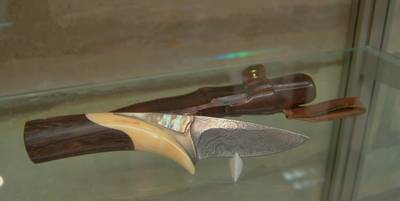 40 knives. Tõnu Arrak and friends.