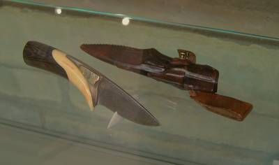 40 knives. Tõnu Arrak and friends.