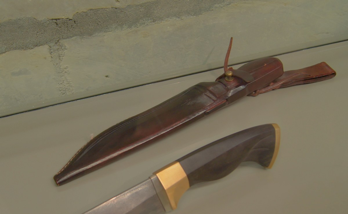  40 ножей. Тыну Аррак и друзья.