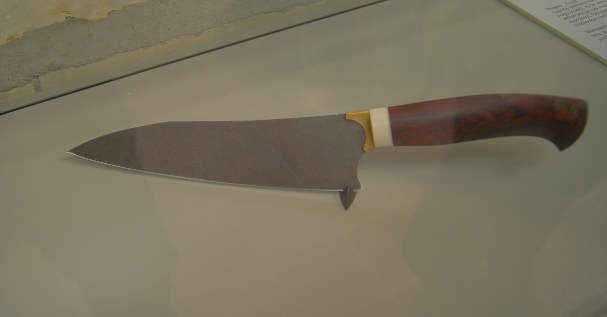  40 ножей. Тыну Аррак и друзья.