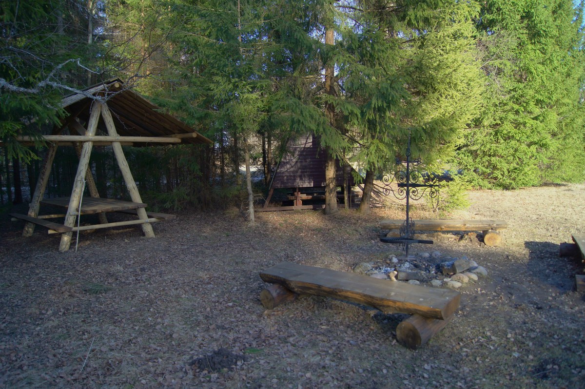  Пикниковое место Võlingi lõkkekoht.