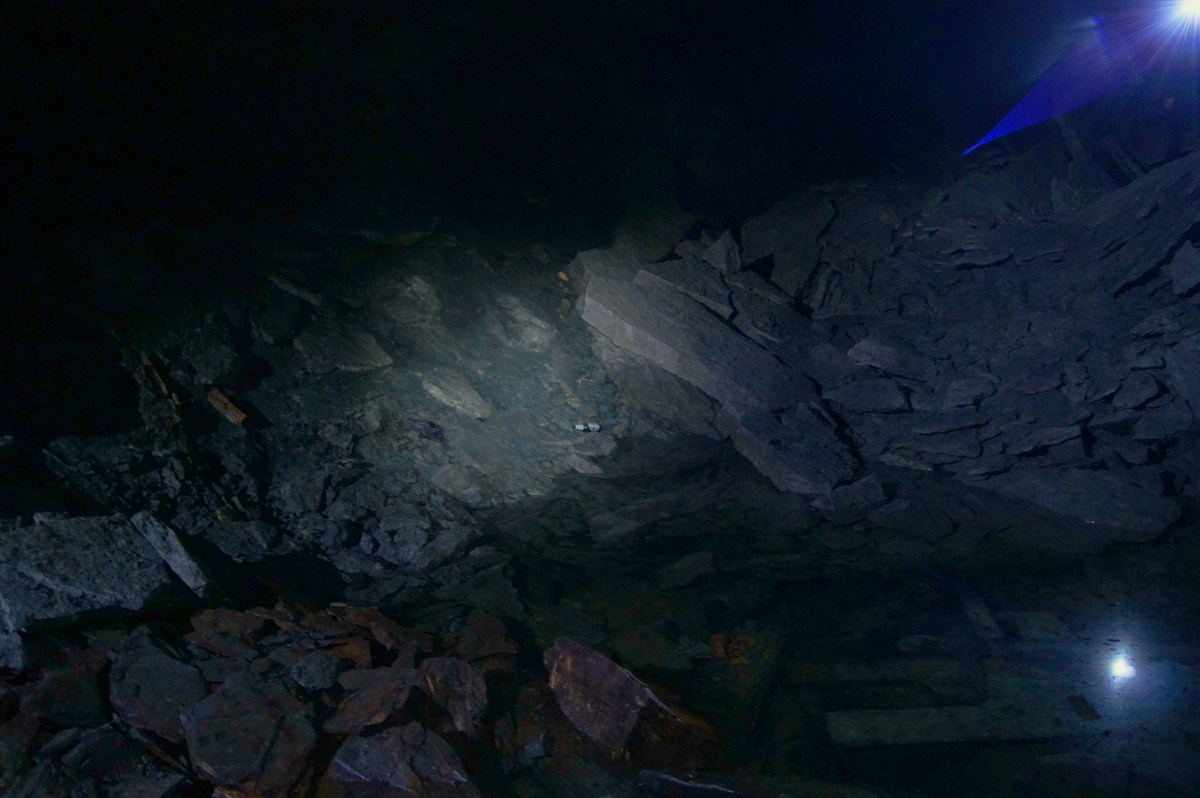  Тоннельные погреба в Астангу.