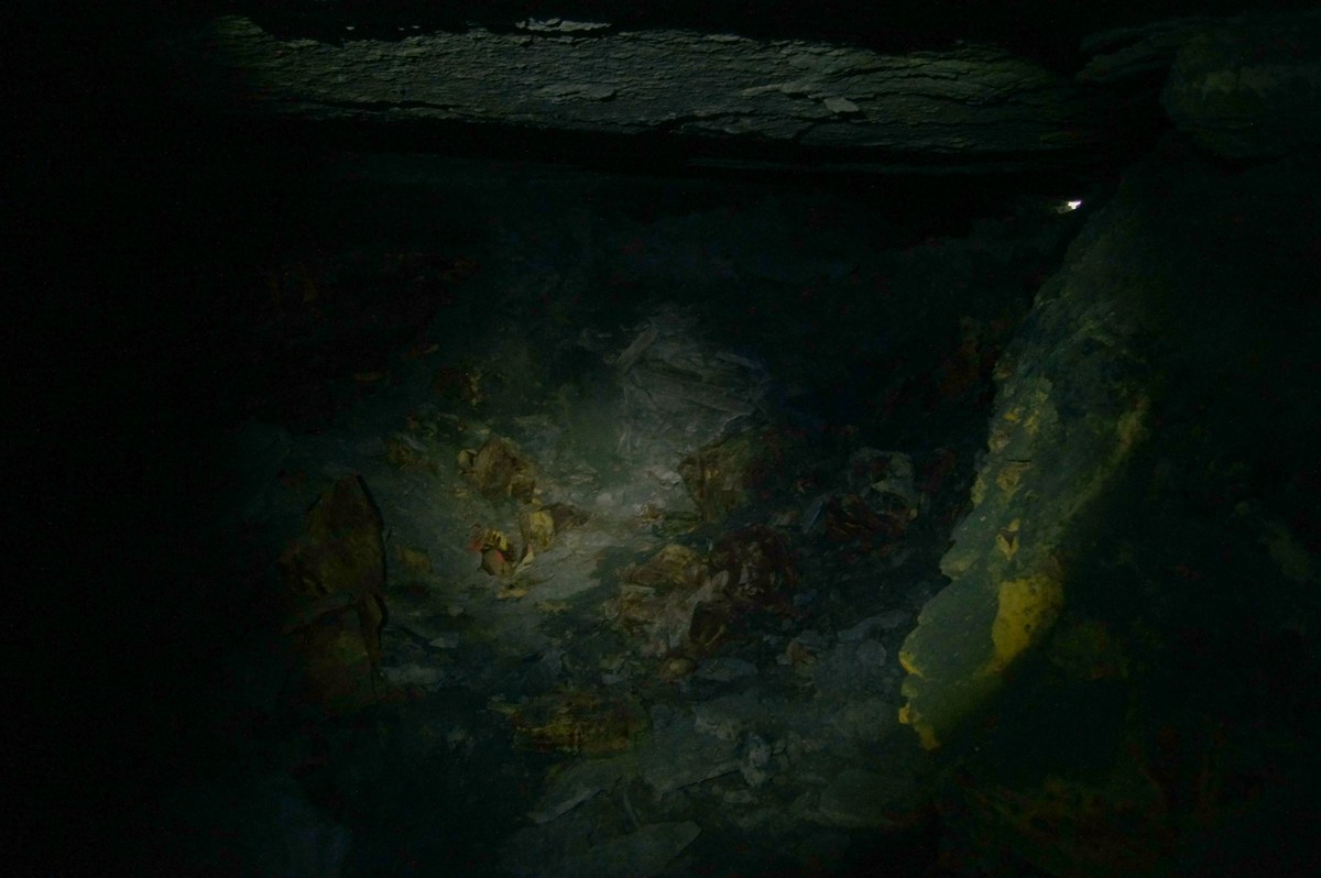  Тоннельные погреба в Астангу.