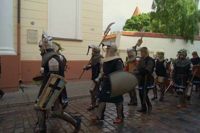 Рыцари на днях старого города