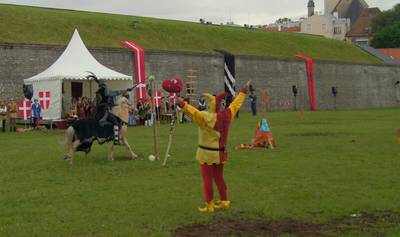 Рыцари на днях старого города