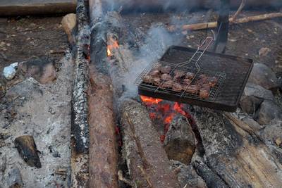 Закрытие сезона, костровое место лесных братьев (metsavenna lõkkekoht)