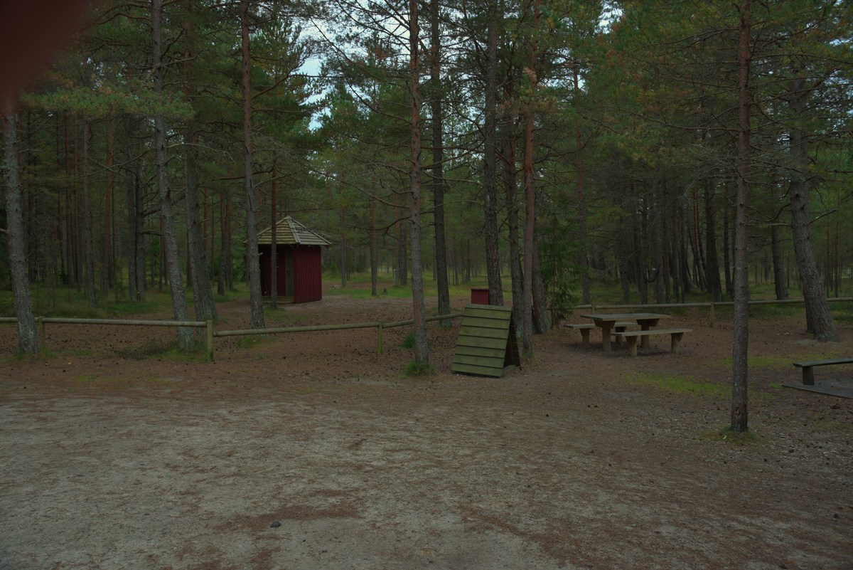  Пикниковое место кейбу (Keibu lõkkekoht).