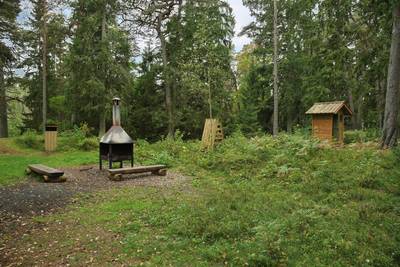 Пикниковое место падисе (padise lõkkekoht)