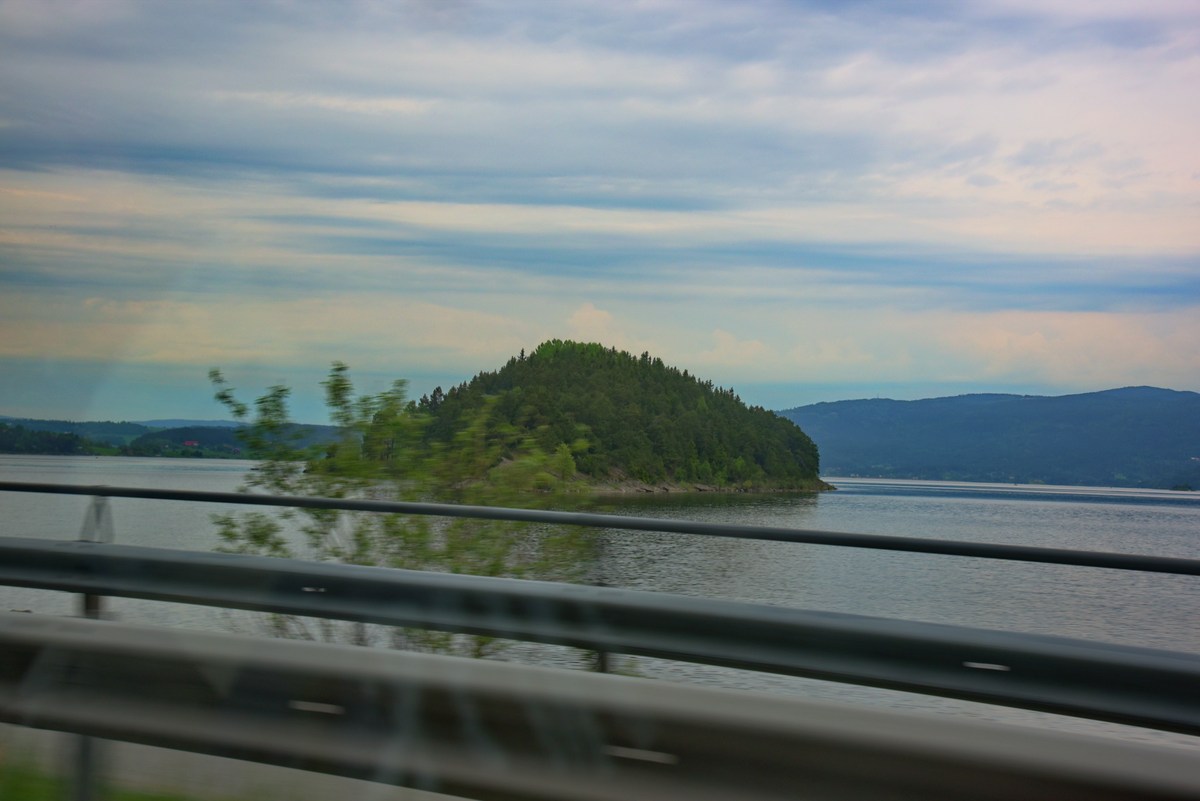  Норвегия. Вид из окна машины.