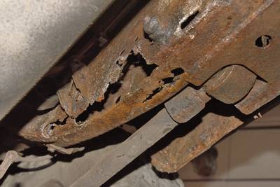 Ремонт одной красной машины