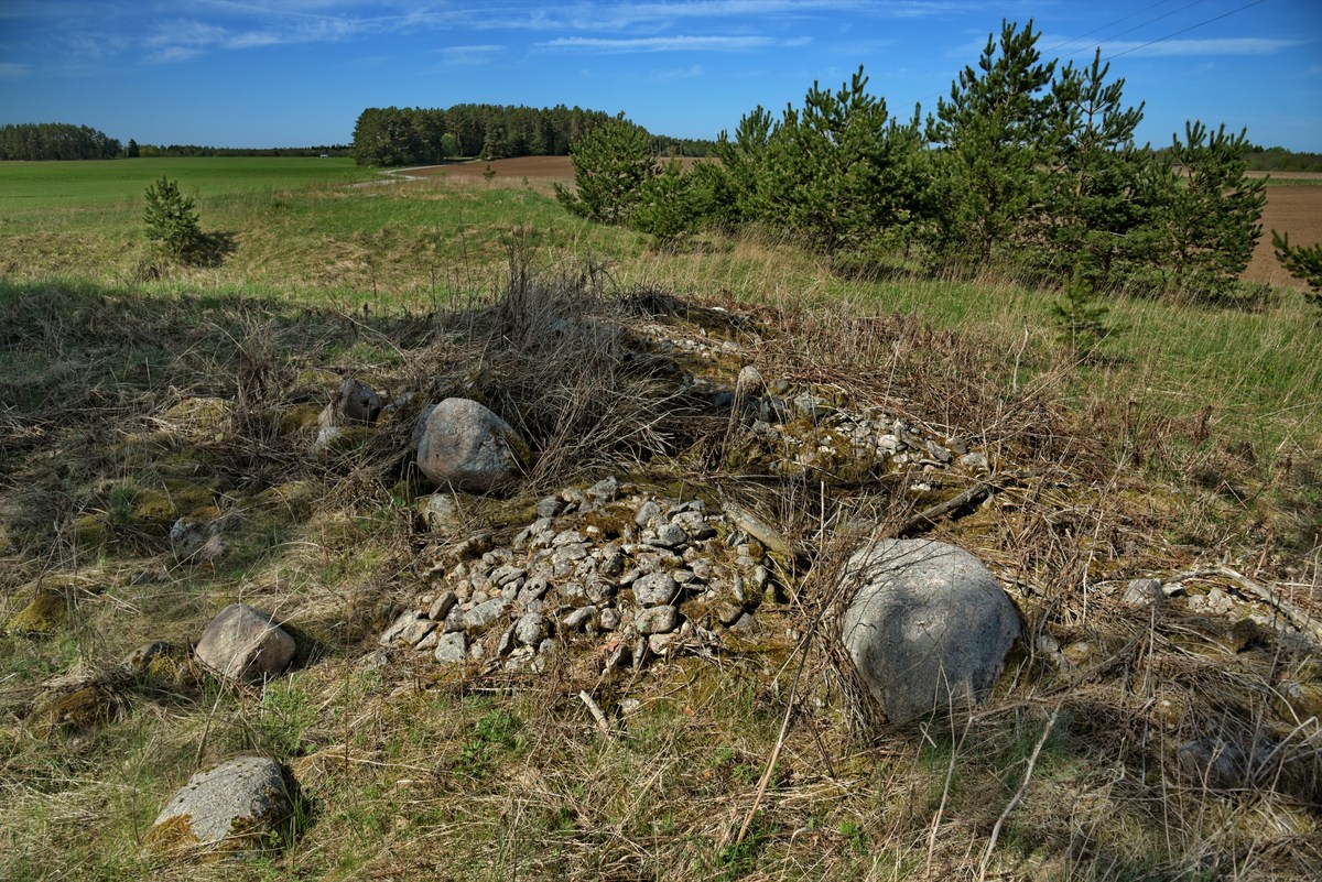  Подземное кладбище.