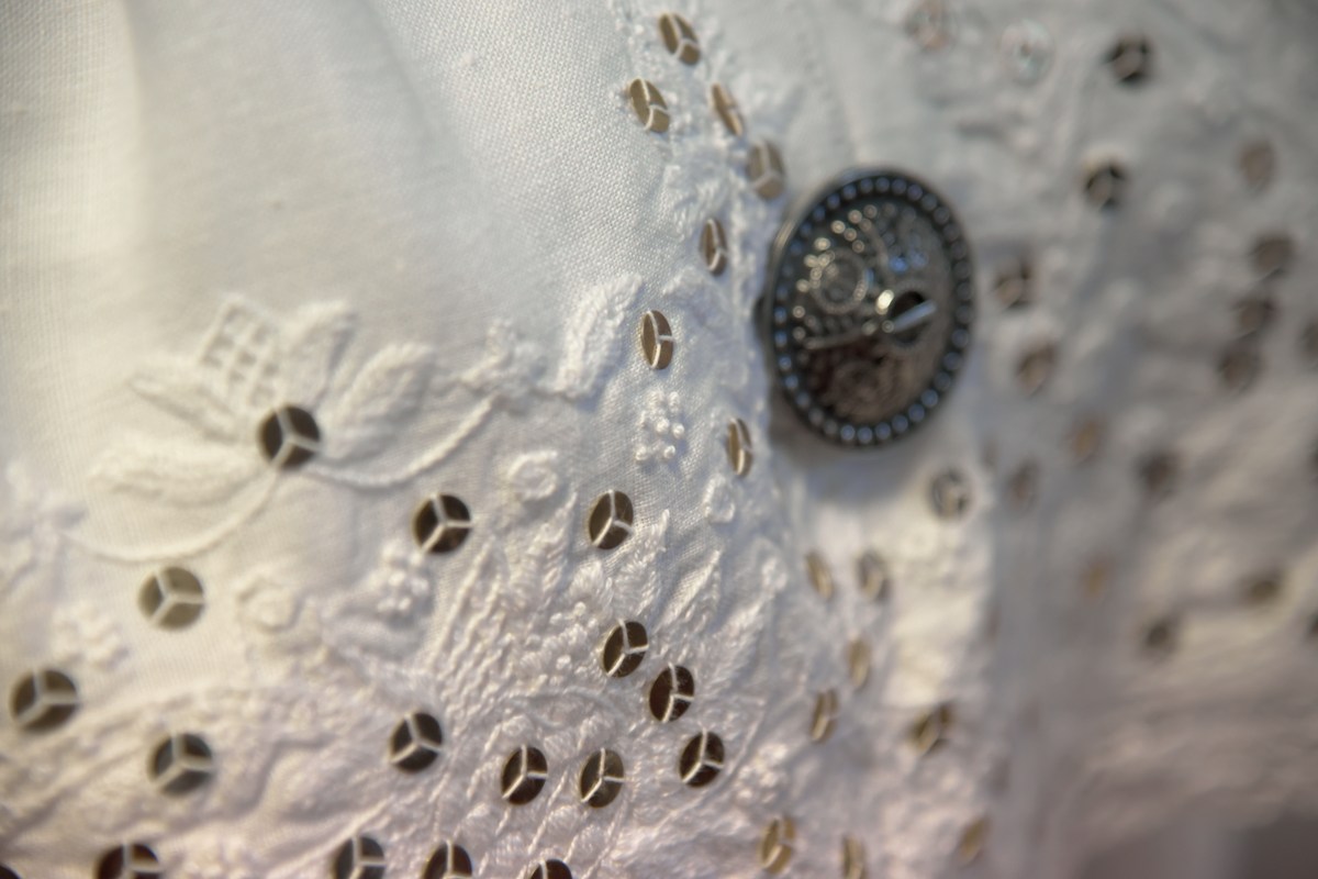 Местные национальные одежды.  Музей Ярвамаа.