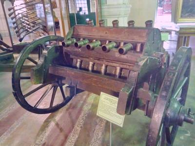 Музей артиллерии и связи. Первый огнестрел. 
