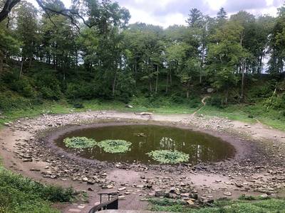 Метеоритный кратер Сааремаа, Эстония. Метеоритный кратер Сааремаа, Эстония.